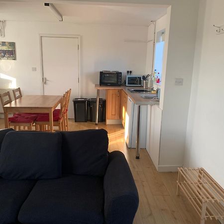 1 Bedroom Annex, Private Bathroom, Peaceful Area Claypits Экстерьер фото